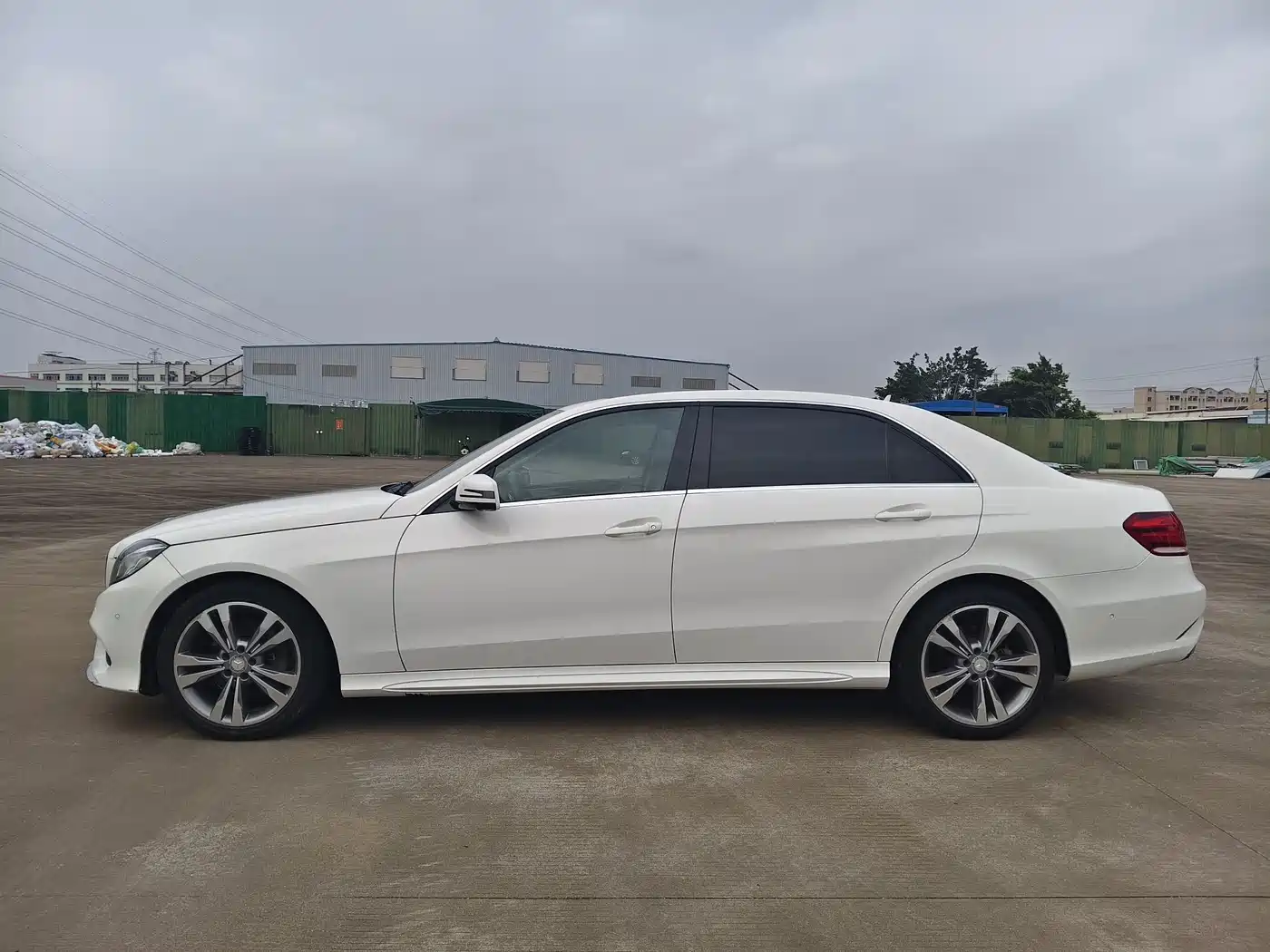 Mercedes-Benz E-Class 2015 E 260 L Sport фото 7