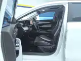 Фото 9 - Geely Binrui