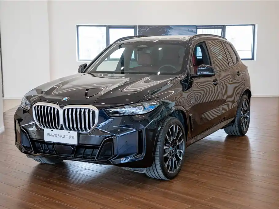 Photo 2 - BMW X5
