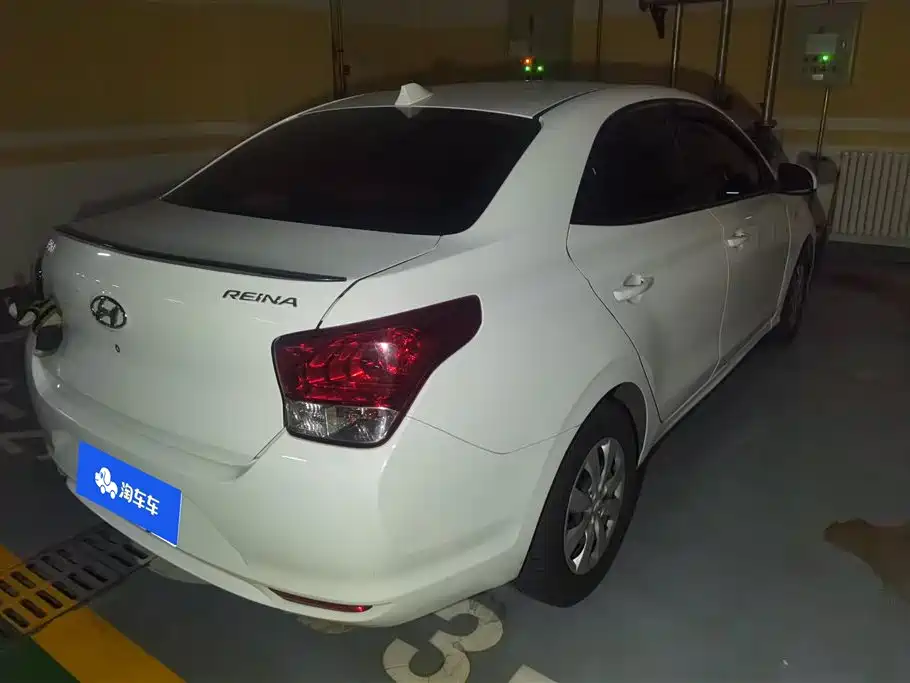 Hyundai Verna 2020 1.4L Manual GL Renewal Edition фото 3