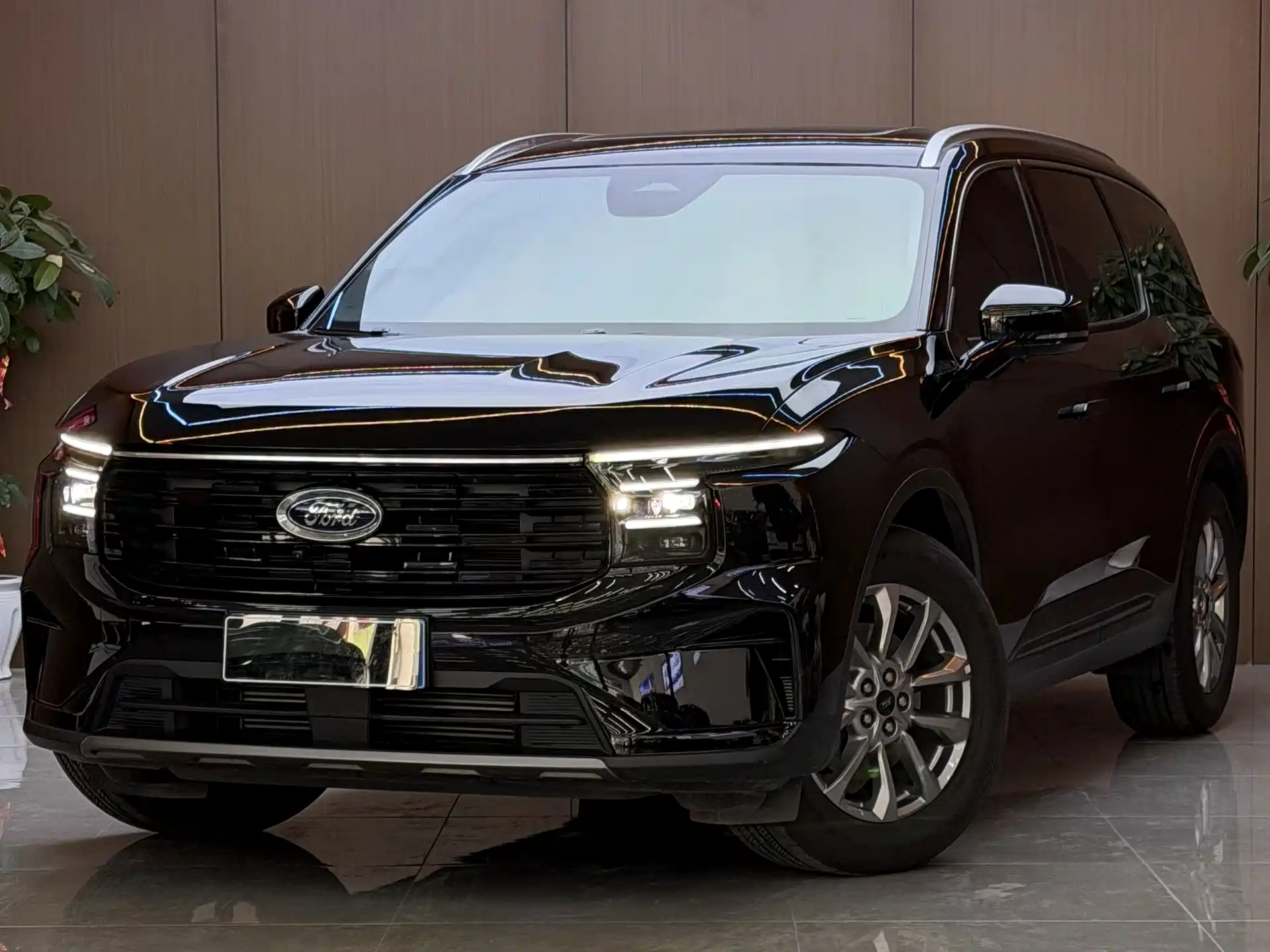 Фото 1 - Ford Edge