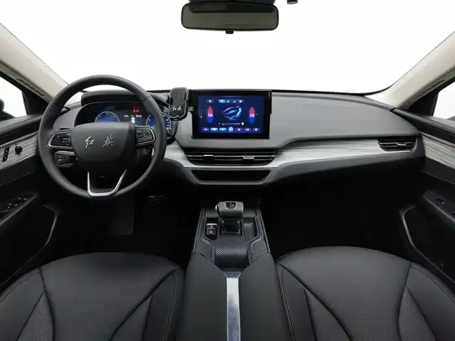 Hongqi E-QM5 2023 620km PLUS — фото 5