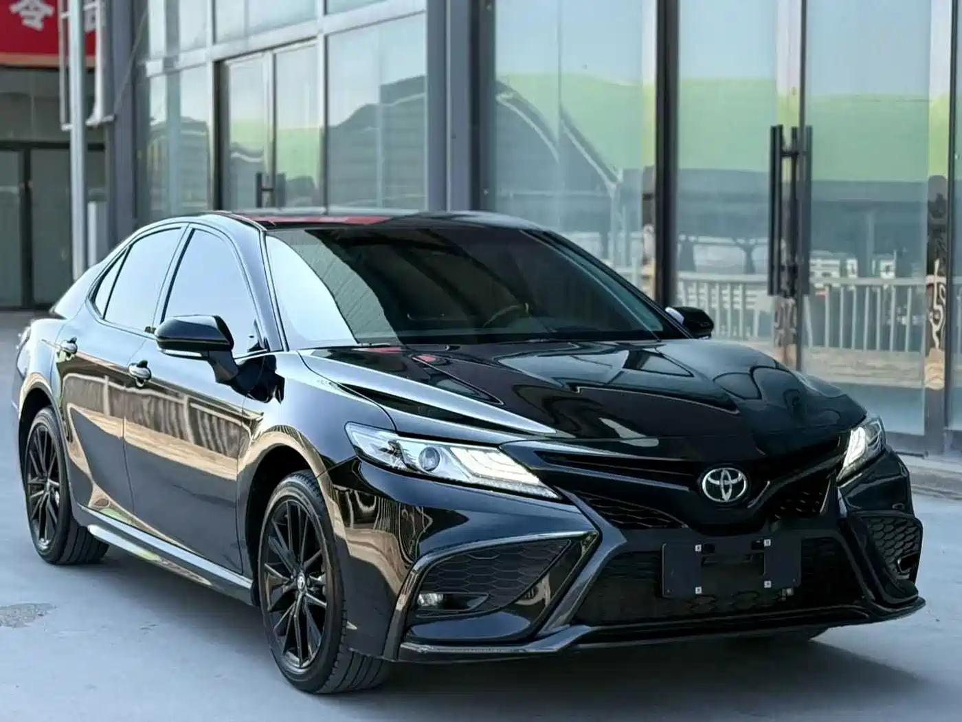 Toyota Camry 2024 2023 2.0S Knight Edition