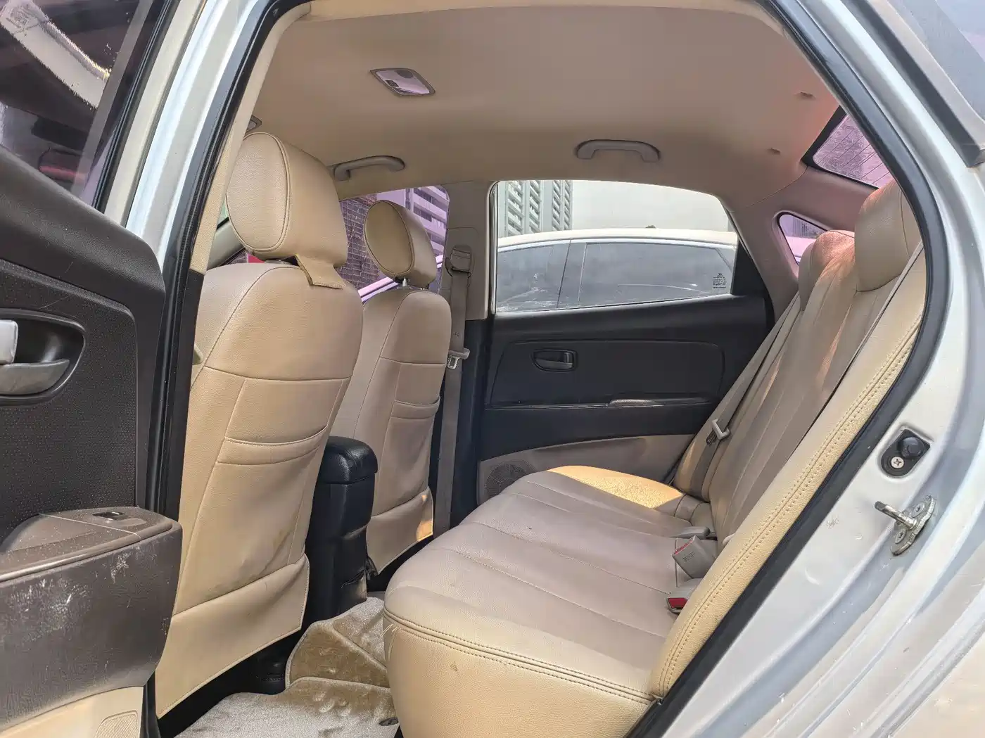 Hyundai Elantra 2011 1.6L Automatic Comfort фото 4