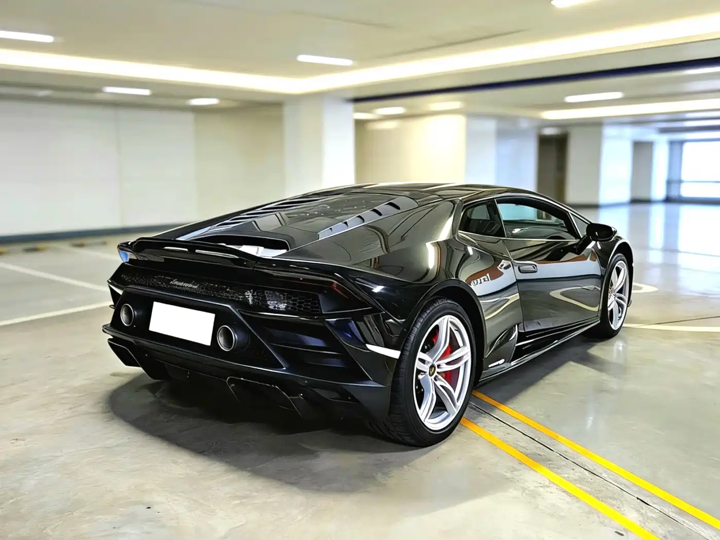 Lamborghini Huracán 2020 Huracán EVO RWD фото 4
