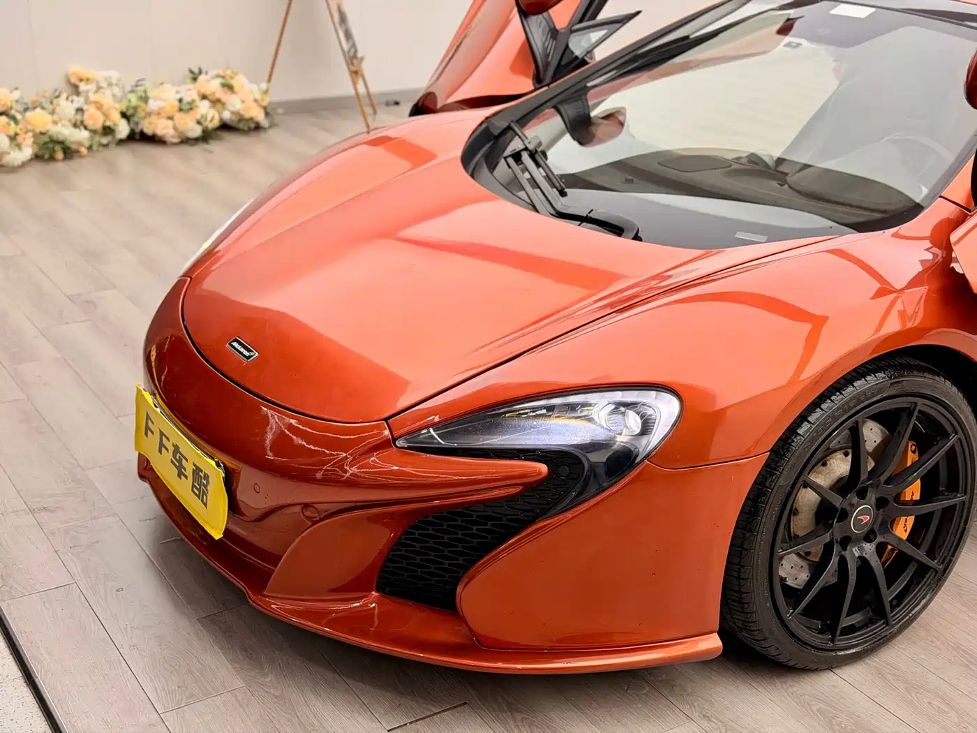 McLaren 625C 2015 3.8T Spider фото 6