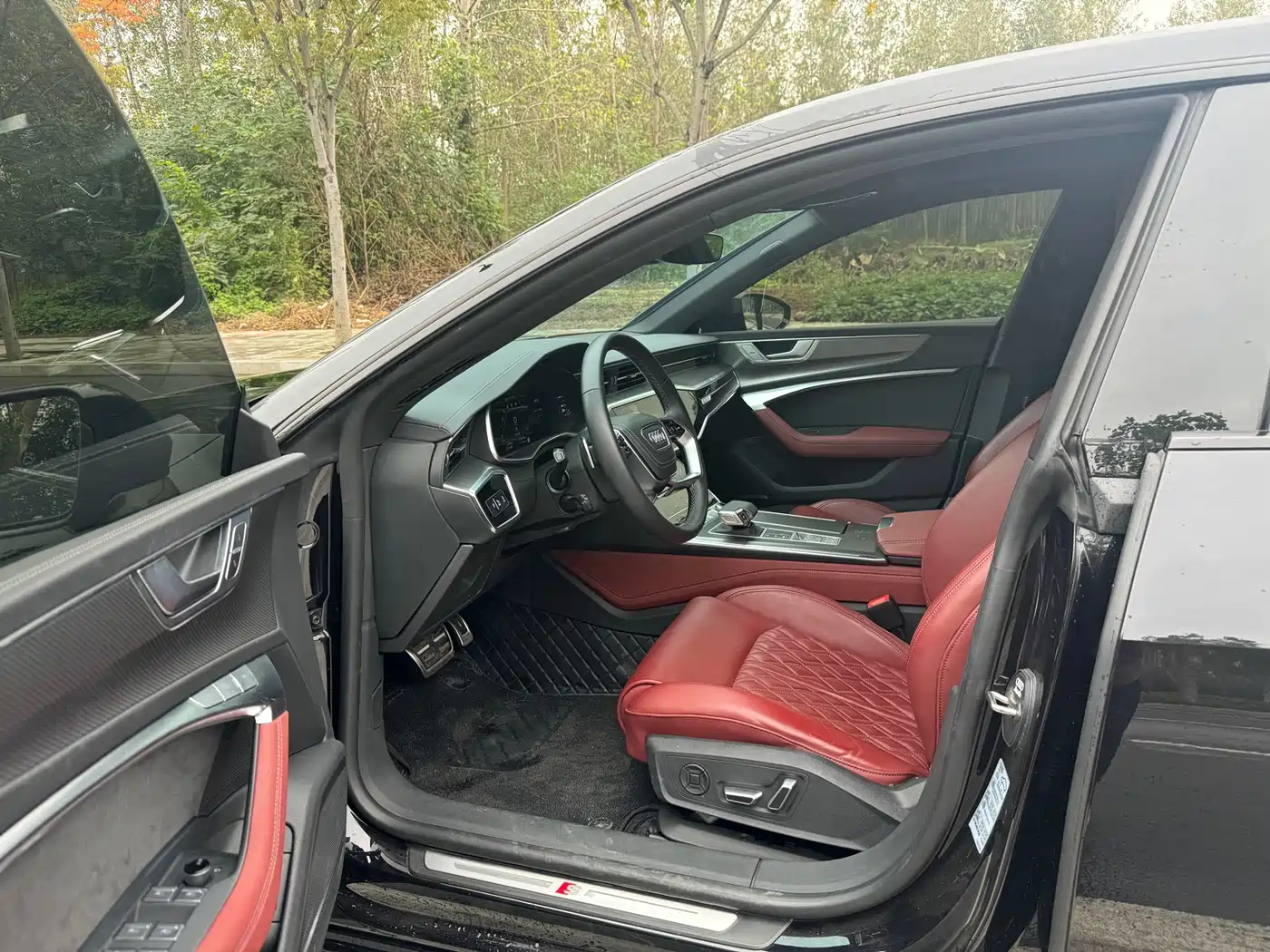 AUDI A7L