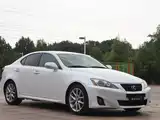 Photo 3 - Lexus IS