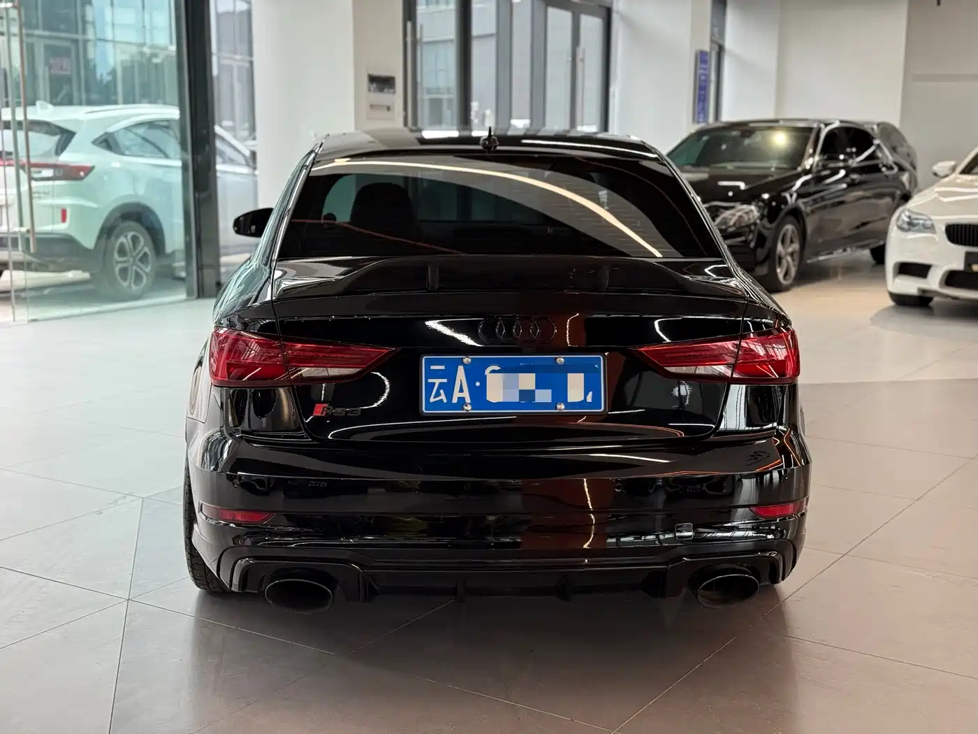 Audi RS 3 2017 RS 3 2.5T Limousine фото 4
