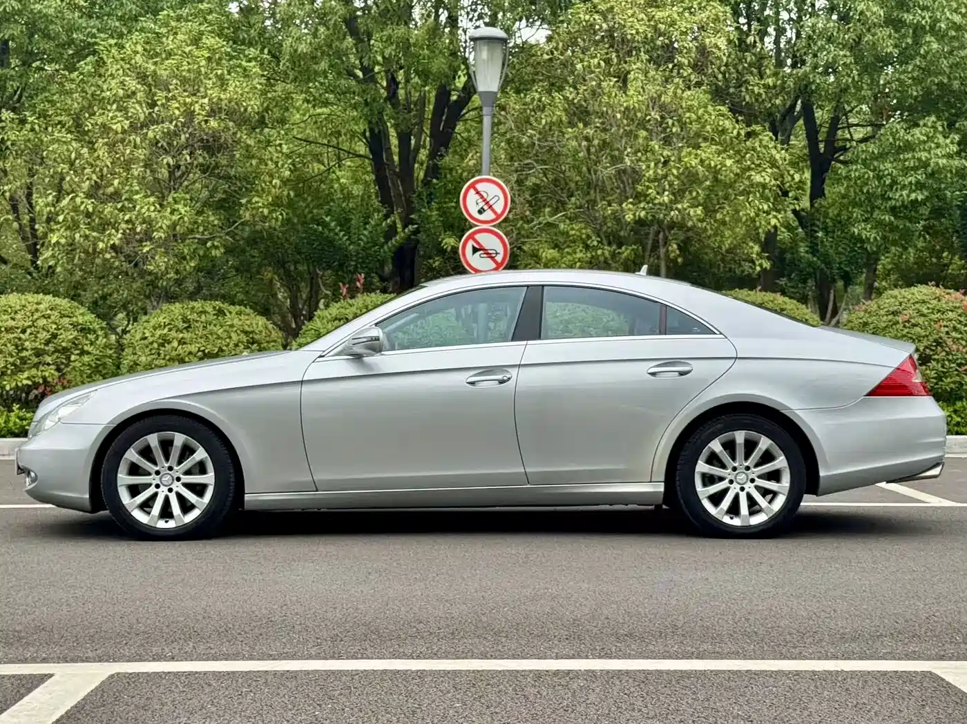 Mercedes-Benz CLS 2011 2009 CLS 300