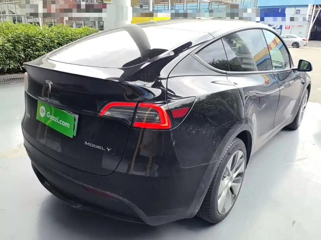 Фото 7 - Tesla Model Y