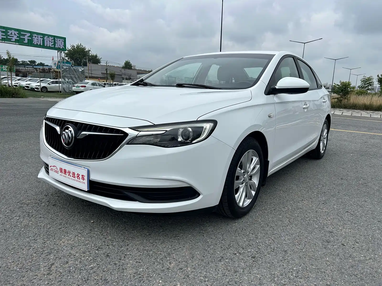 Фото 1 - Buick Excelle