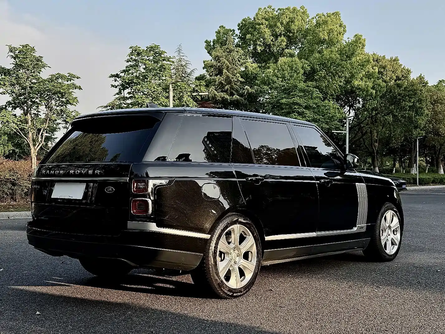 Фото 14 - Land Rover Range Rover