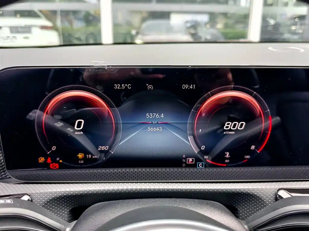 Mercedes-Benz A-Class 2020 Facelift A 200 L Sport Sedan Dynamic фото 18