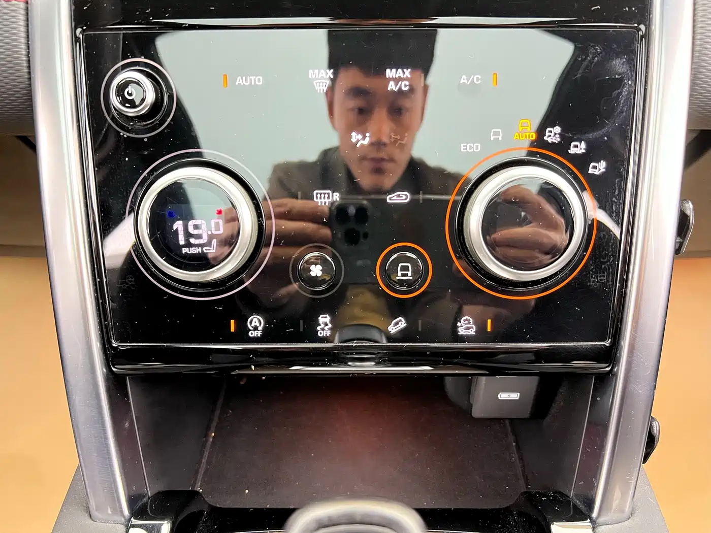 LAND ROVER DISCOVER SPORTS