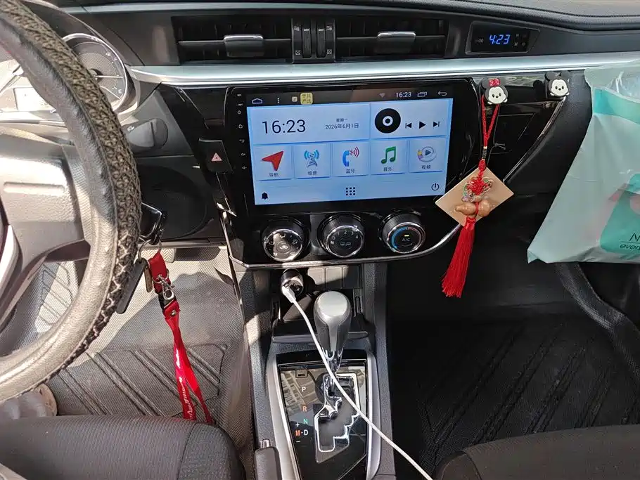 Toyota Corolla 2017 Facelift 1.6L S-CVT GL фото 13