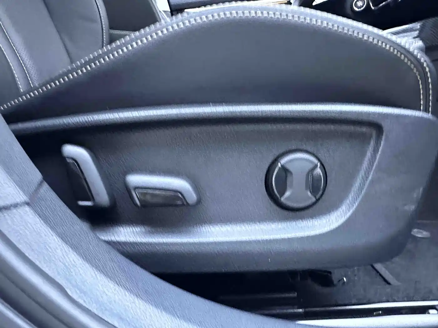Škoda Octavia 2022 PRO TSI280 Luxury Edition фото 17