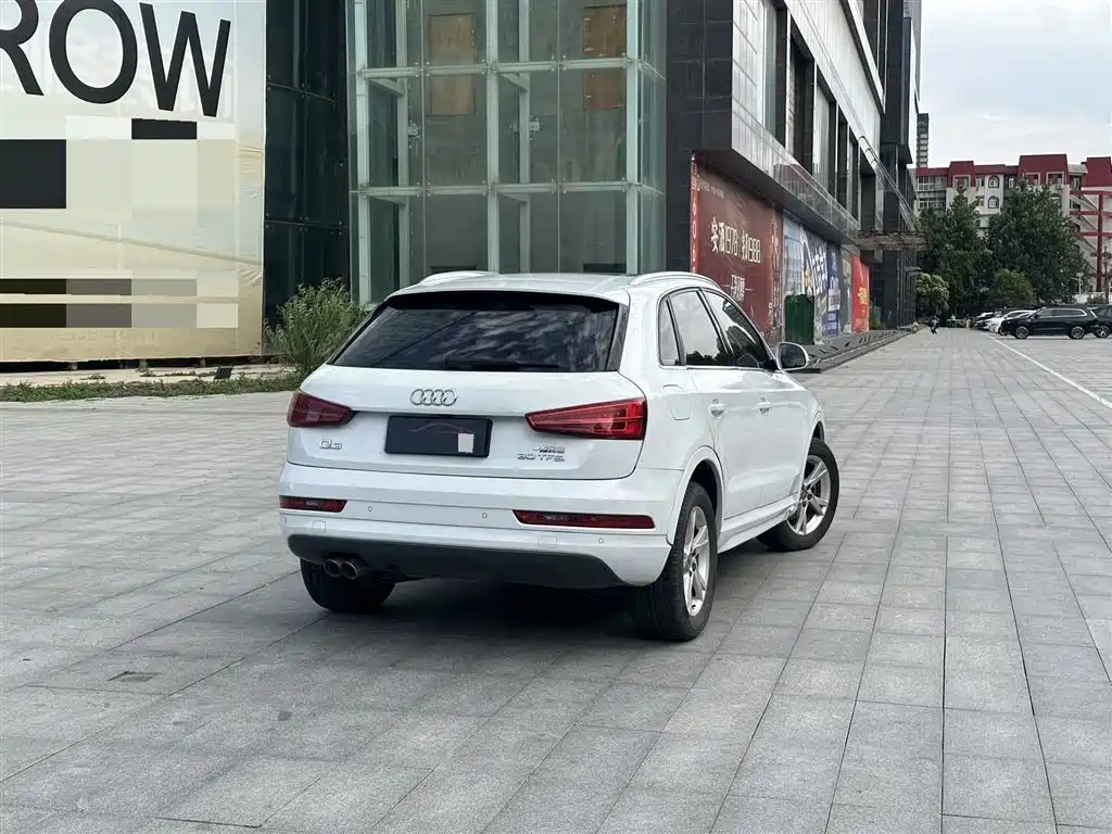 Audi Q3 2018 30th Anniversary Edition 30 TFSI Standard фото 9