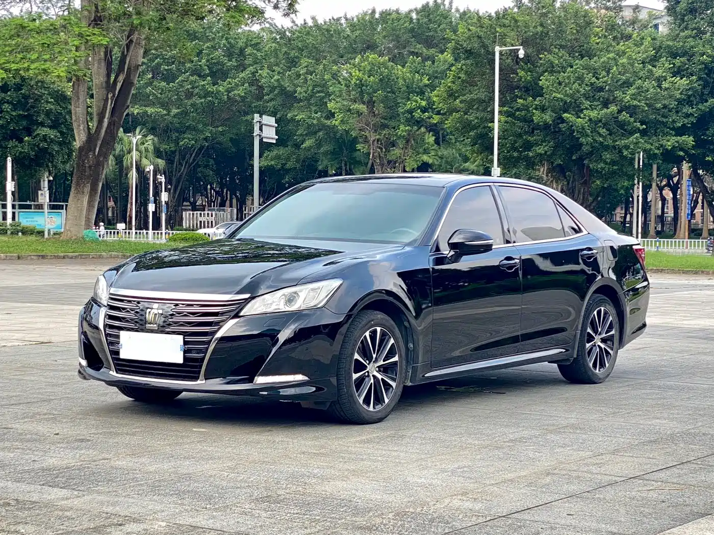 Toyota Crown 2018 2.0T Fashion Edition