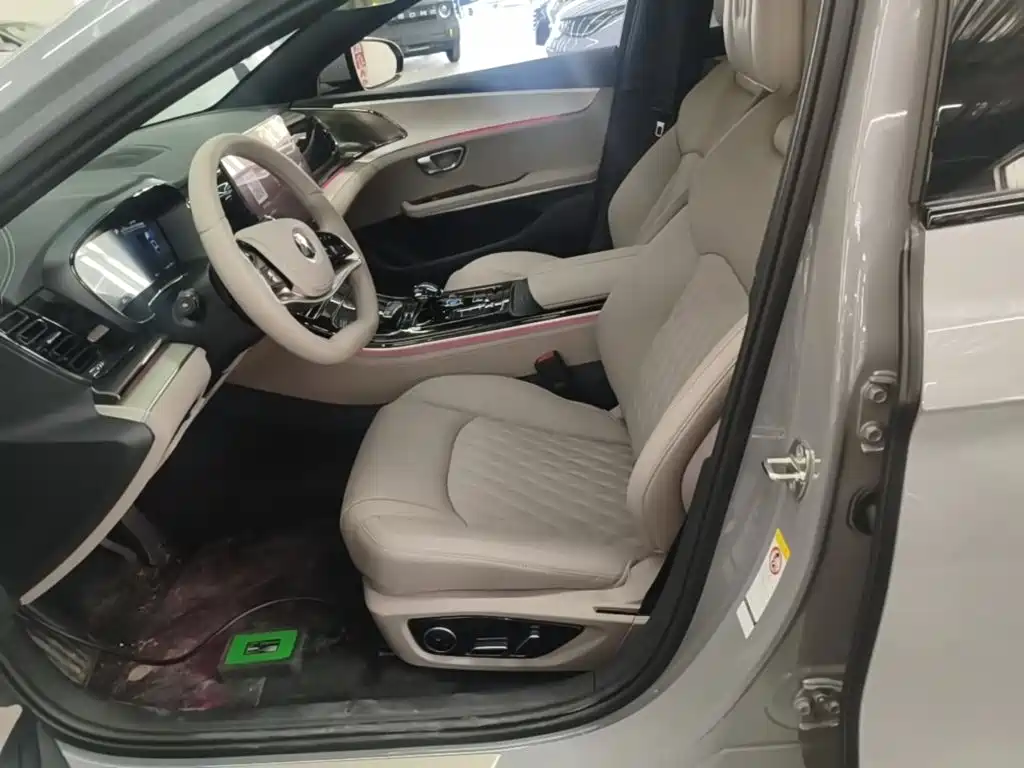 Photo 15 - BYD Han