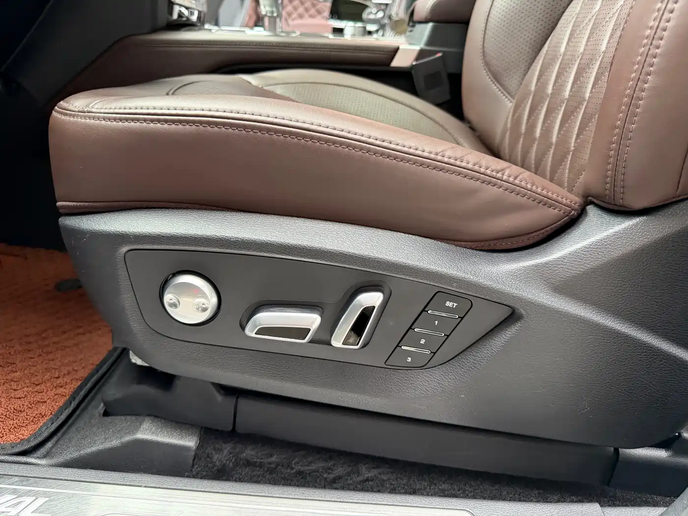 Haval H9 2020 2.0T Gasoline 4WD Luxury 7-Seater фото 11