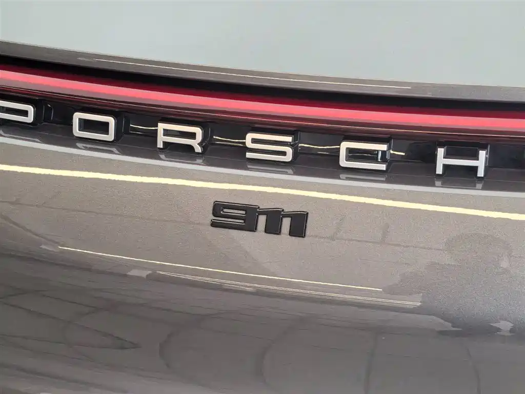 Porsche 911 2023 Carrera 3.0T фото 18