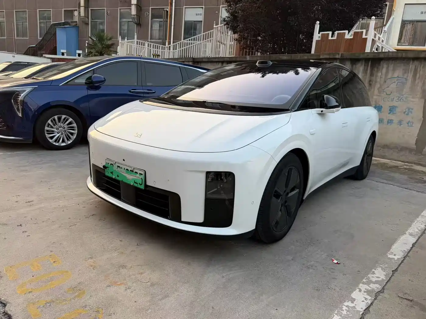 2026 Li Auto Li i8