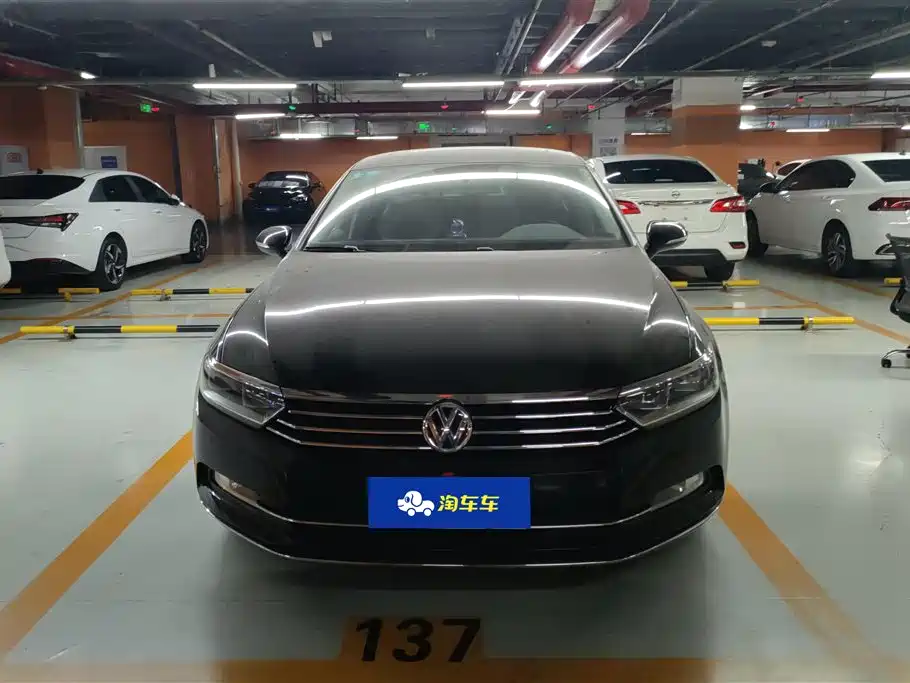 Volkswagen Magotan 2019 330TSI DSG Leading China V фото 2