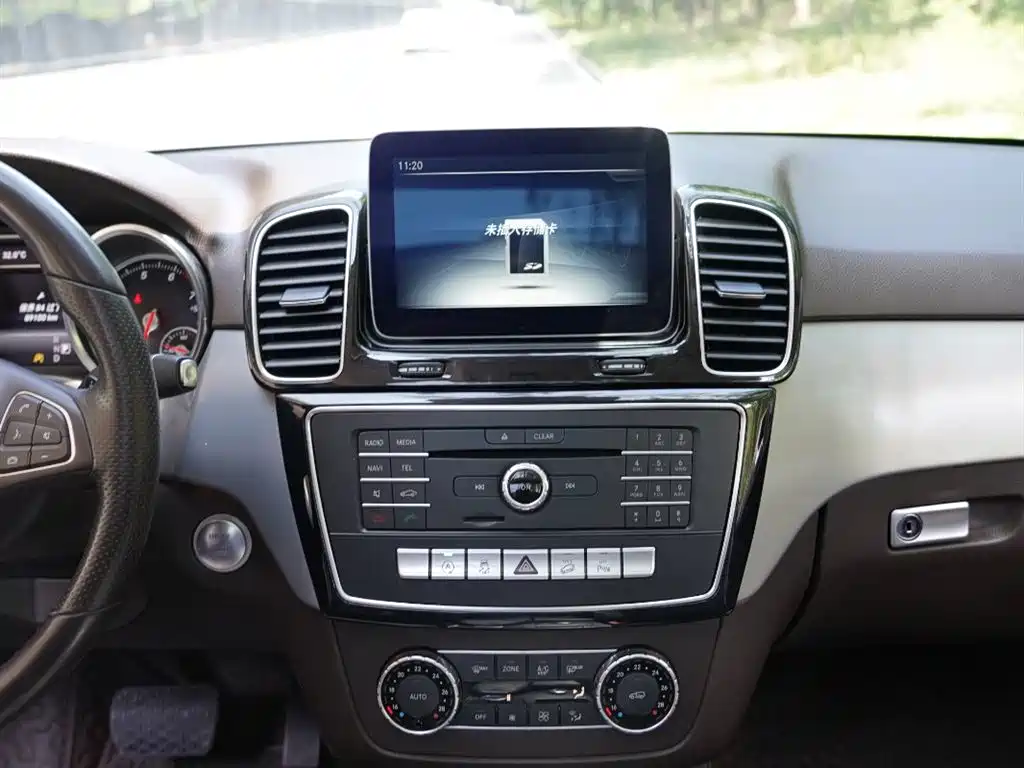 Mercedes-Benz GLE 2017 GLE 400 4MATIC фото 8