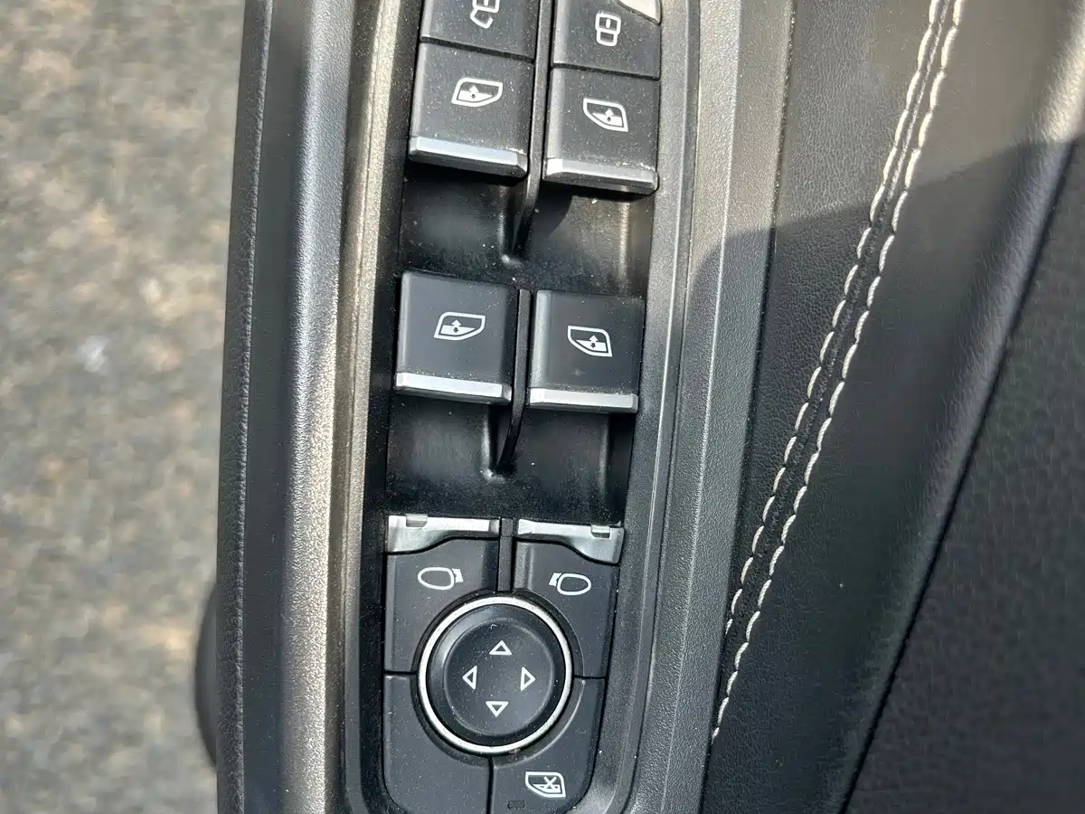 Nezha Auto Nezha V 2021 2021 Standard Range Entertainment Edition