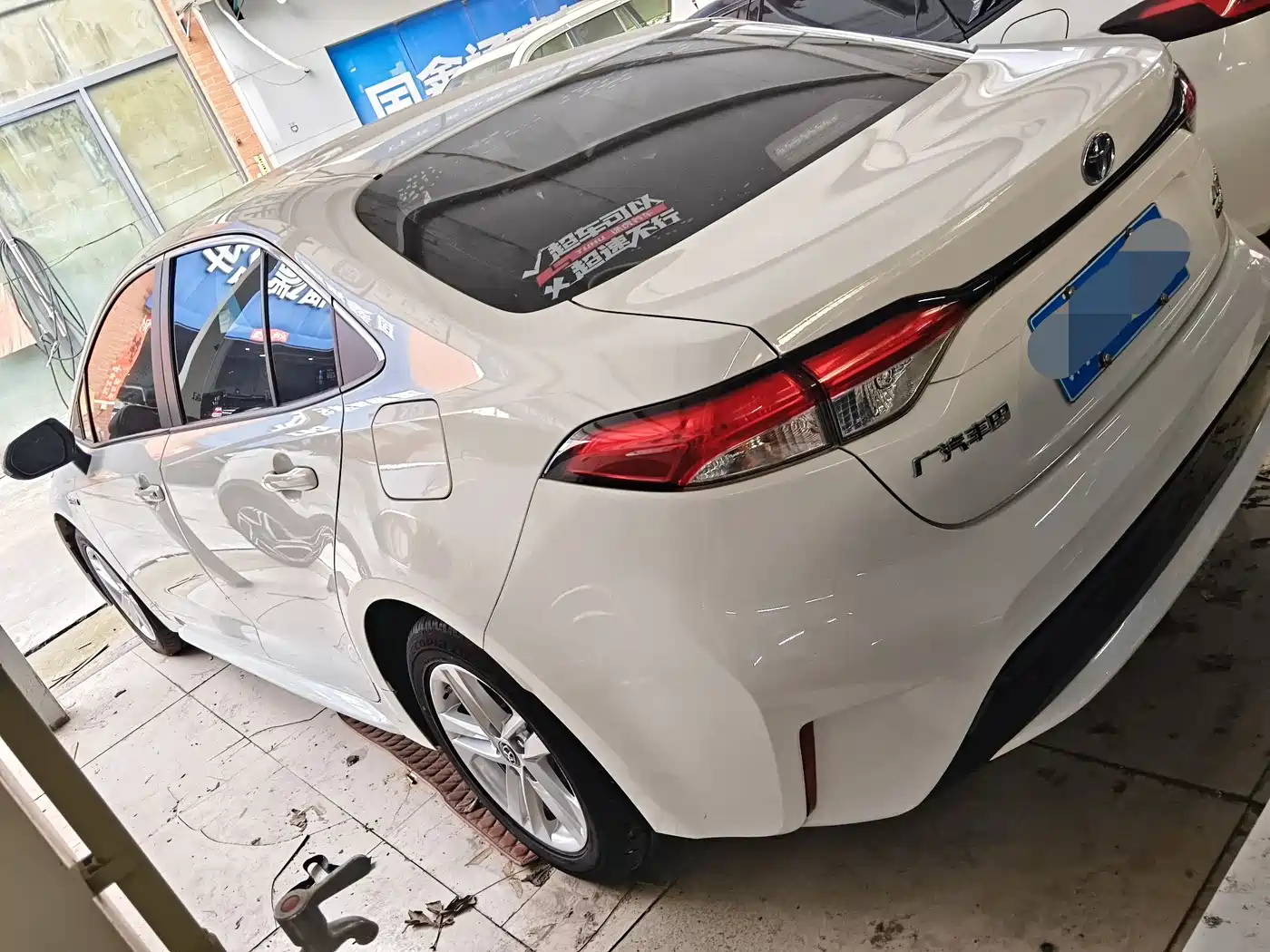 Toyota Levin 2022 Dual Engine 1.8H E-CVT Luxury Edition фото 13
