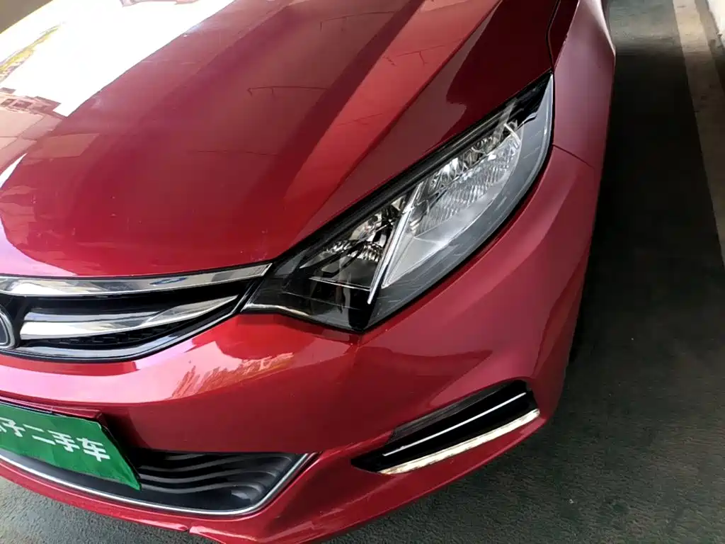 Photo 24 - Changan Eado XT