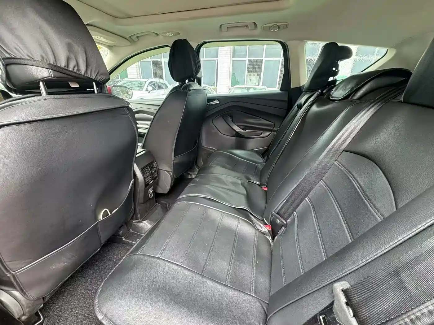 Photo 5 - Ford Kuga