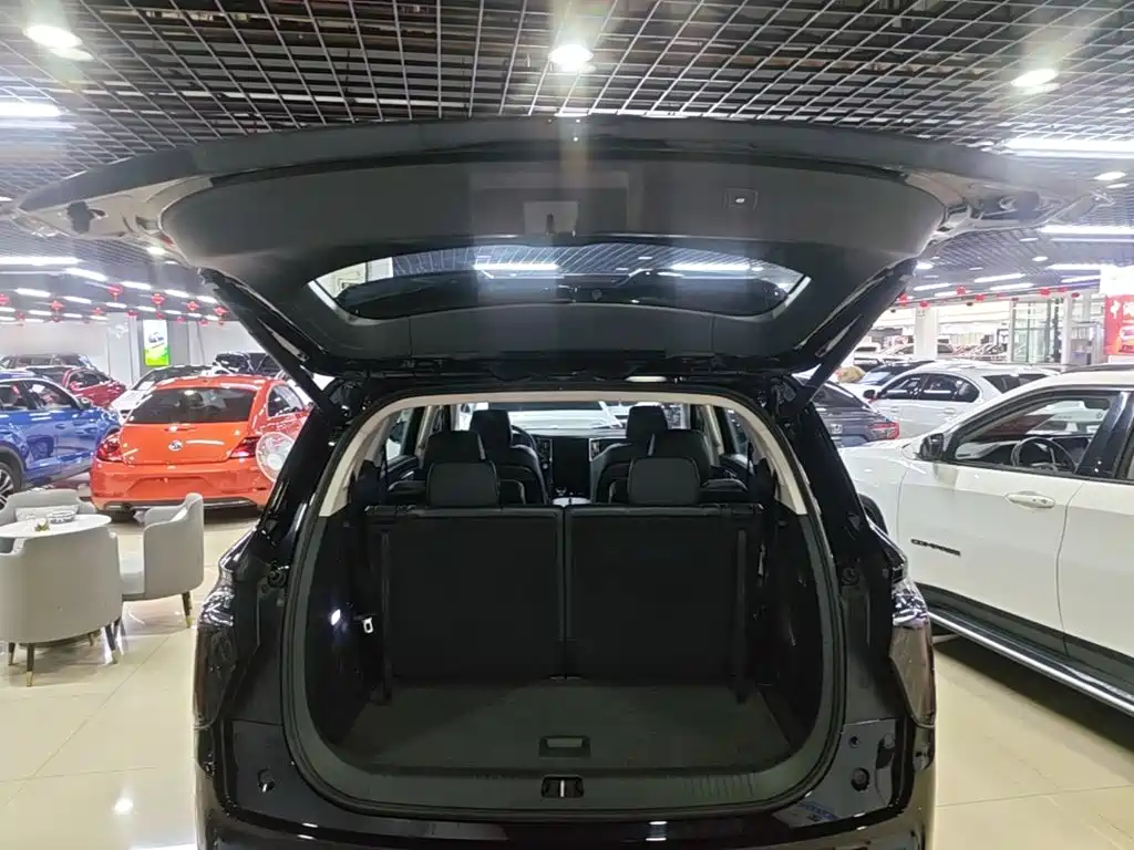 Hongqi HS7 PHEV 2024 2024 2.0T PHEV 4WD Flagship Edition 6-seater