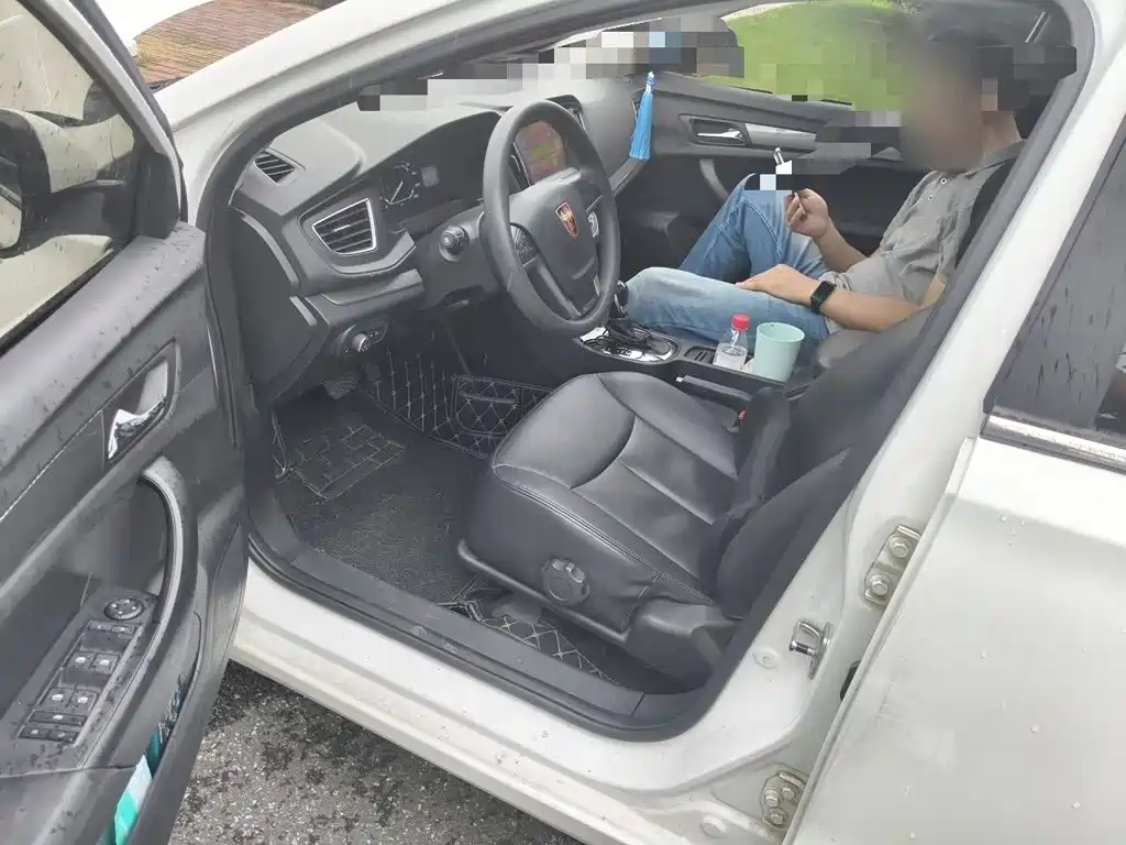 Roewe 360 2016 2015 1.5L Automatic Luxury