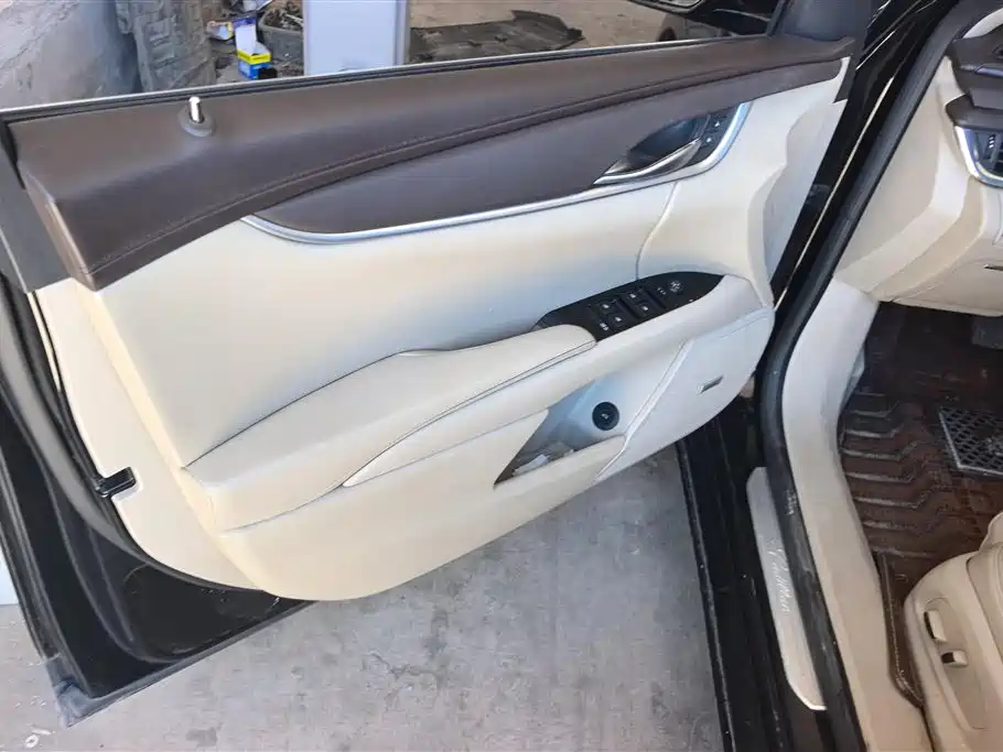 Cadillac XTS 2016 28T Technology фото 7