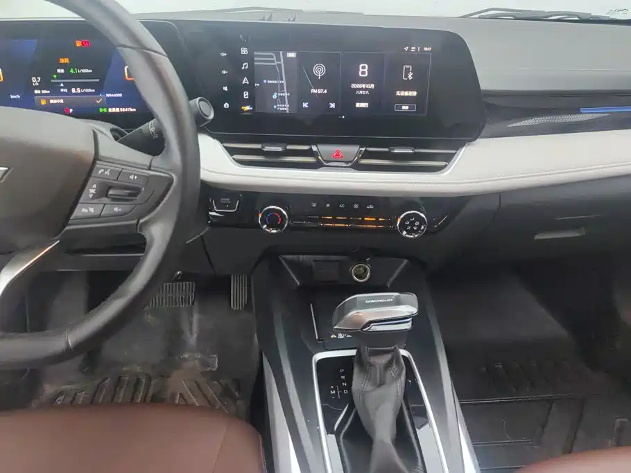 Chevrolet Monza 2025 2024 1.5L Dual-Clutch Delight Edition