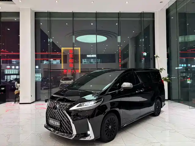 Lexus LM 2021