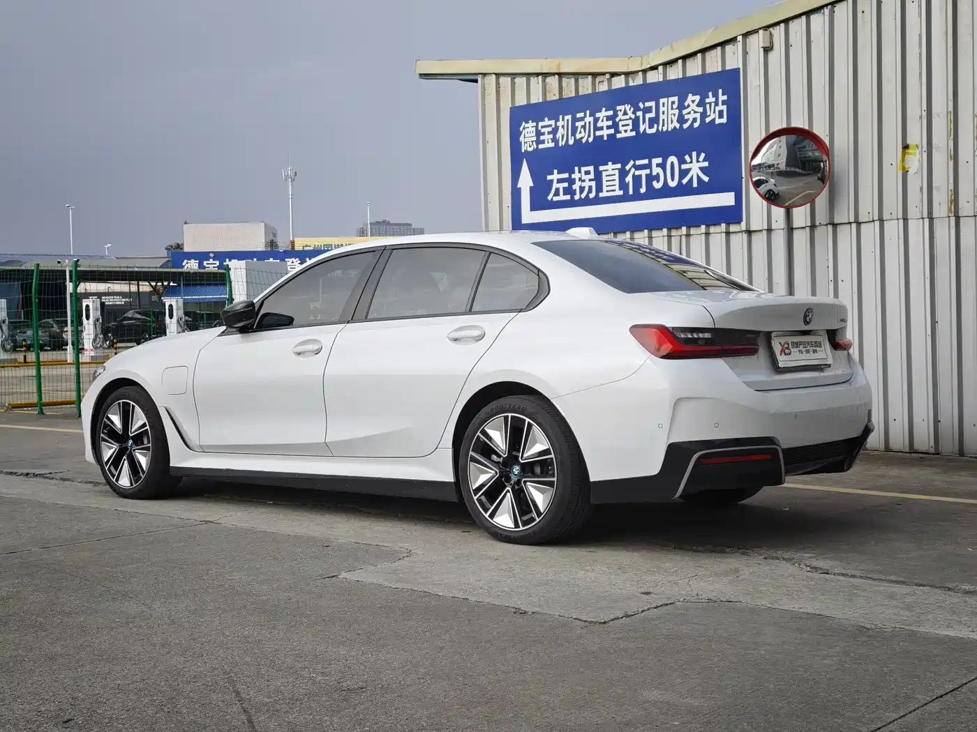 BMW i3 2024 eDrive 40 L Night Sport Package фото 5