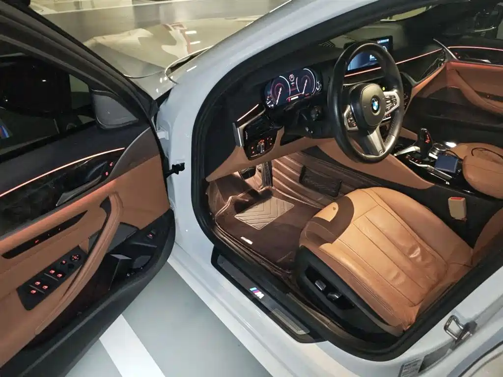 BMW 5 Series 2018 Facelift 530Li Exclusive M Sport Package фото 12