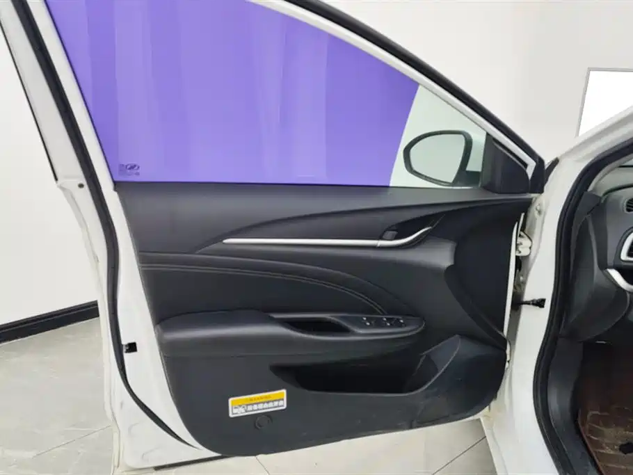 Buick Excelle 2015 18T Dual-Clutch Luxury фото 7