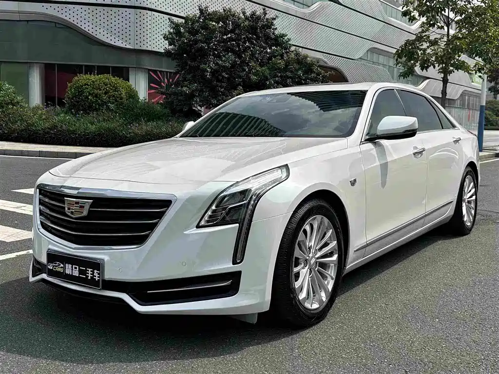 Фото 1 - Cadillac CT6