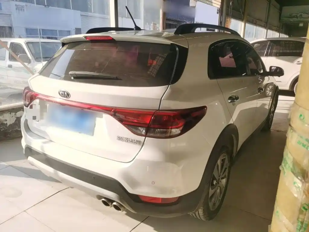 Kia KX CROSS 2018 2017 1.4L AT GLS