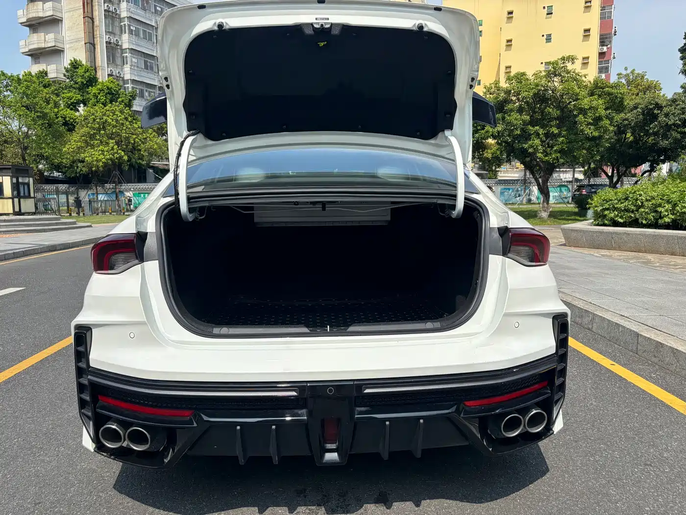 GAC Trumpchi Trumpchi Emkoo 2023 400T Automatic R PRO фото 7