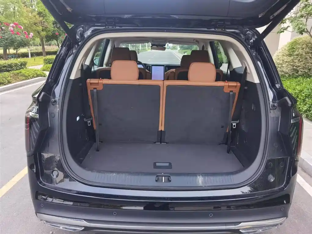 Hongqi HS7 PHEV 2025 2.0T PHEV 4WD 6-Seater Commemorative Edition фото 5