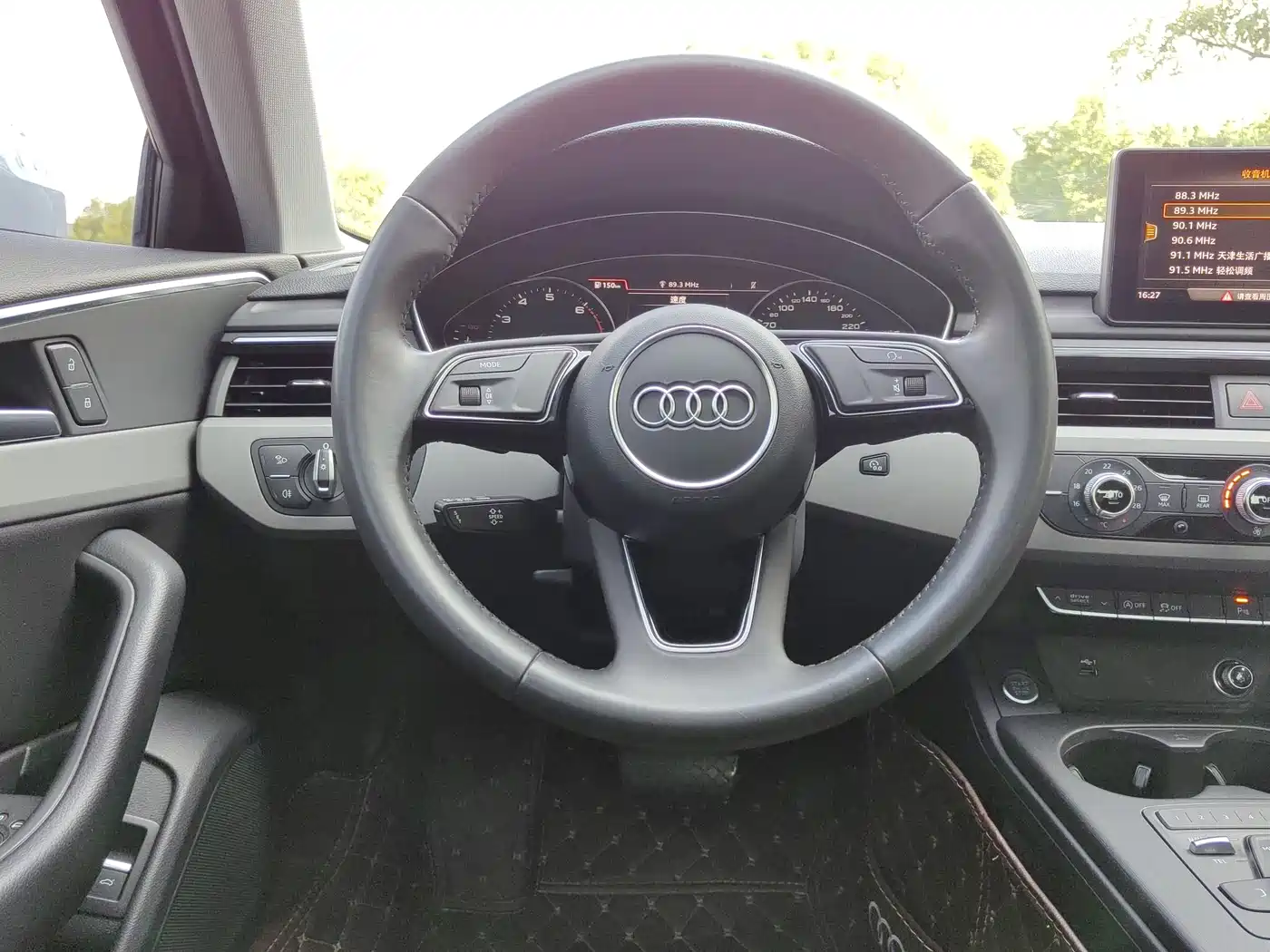 Audi A4L 2019 40 TFSI Progressive (China VI) фото 27