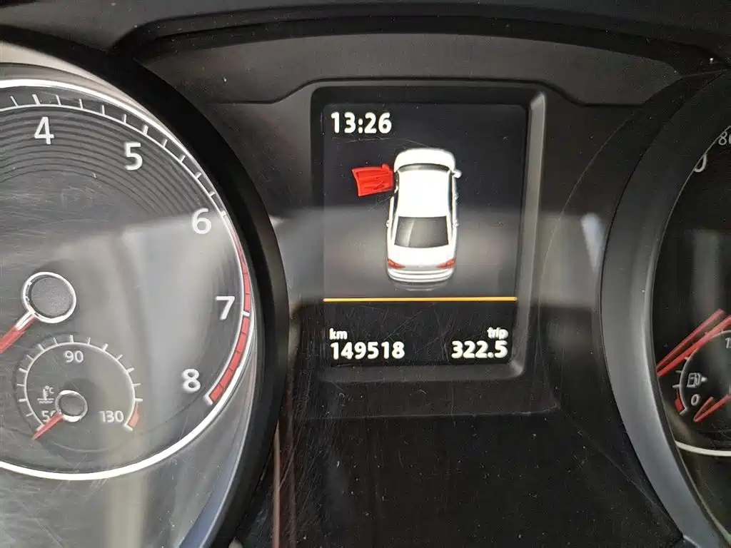 Volkswagen Passat 2016 330TSI DSG Executive Edition фото 3
