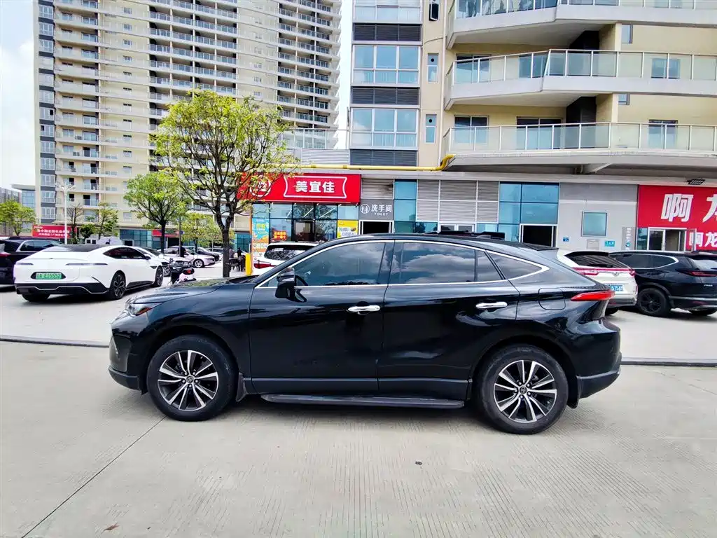 Toyota Lingfang HARRIER 2023 2022 2.0L CVT 2WD Luxury Edition