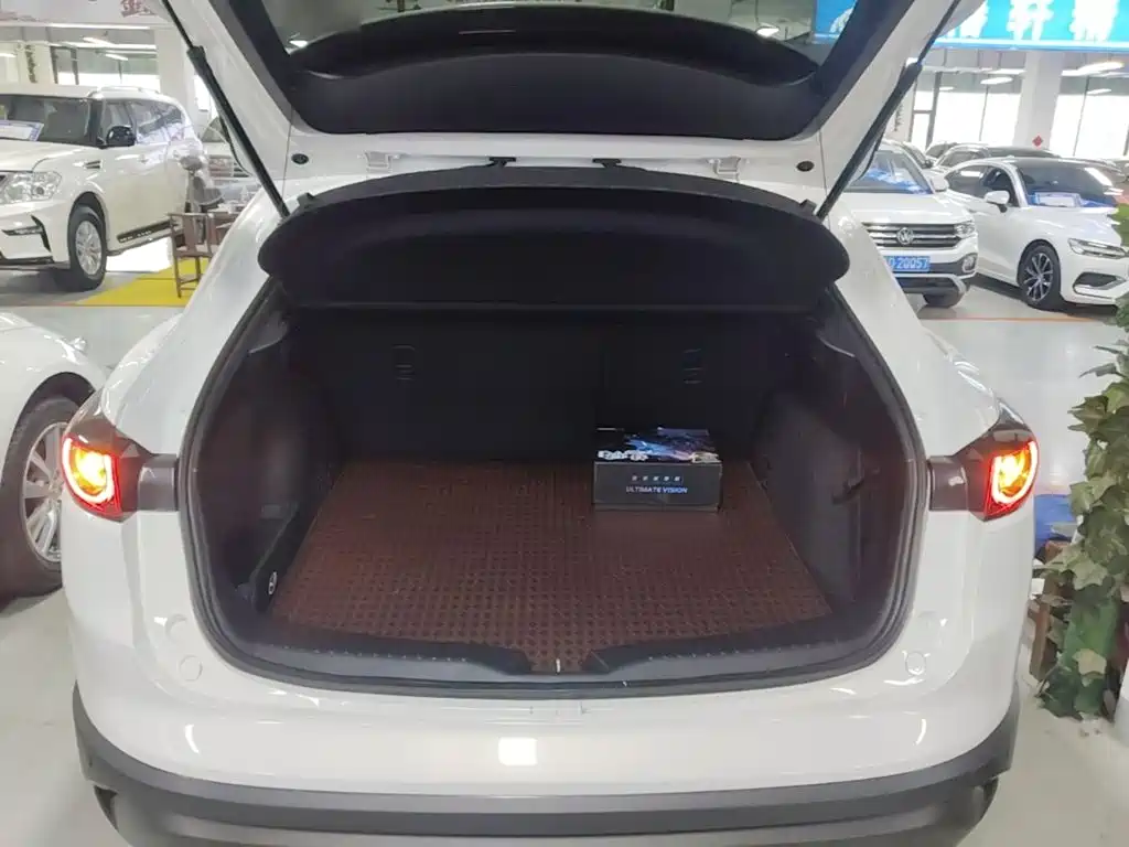 Mazda CX-4 2023 2021 2.0L Auto FWD Skyactiv Explorer Edition