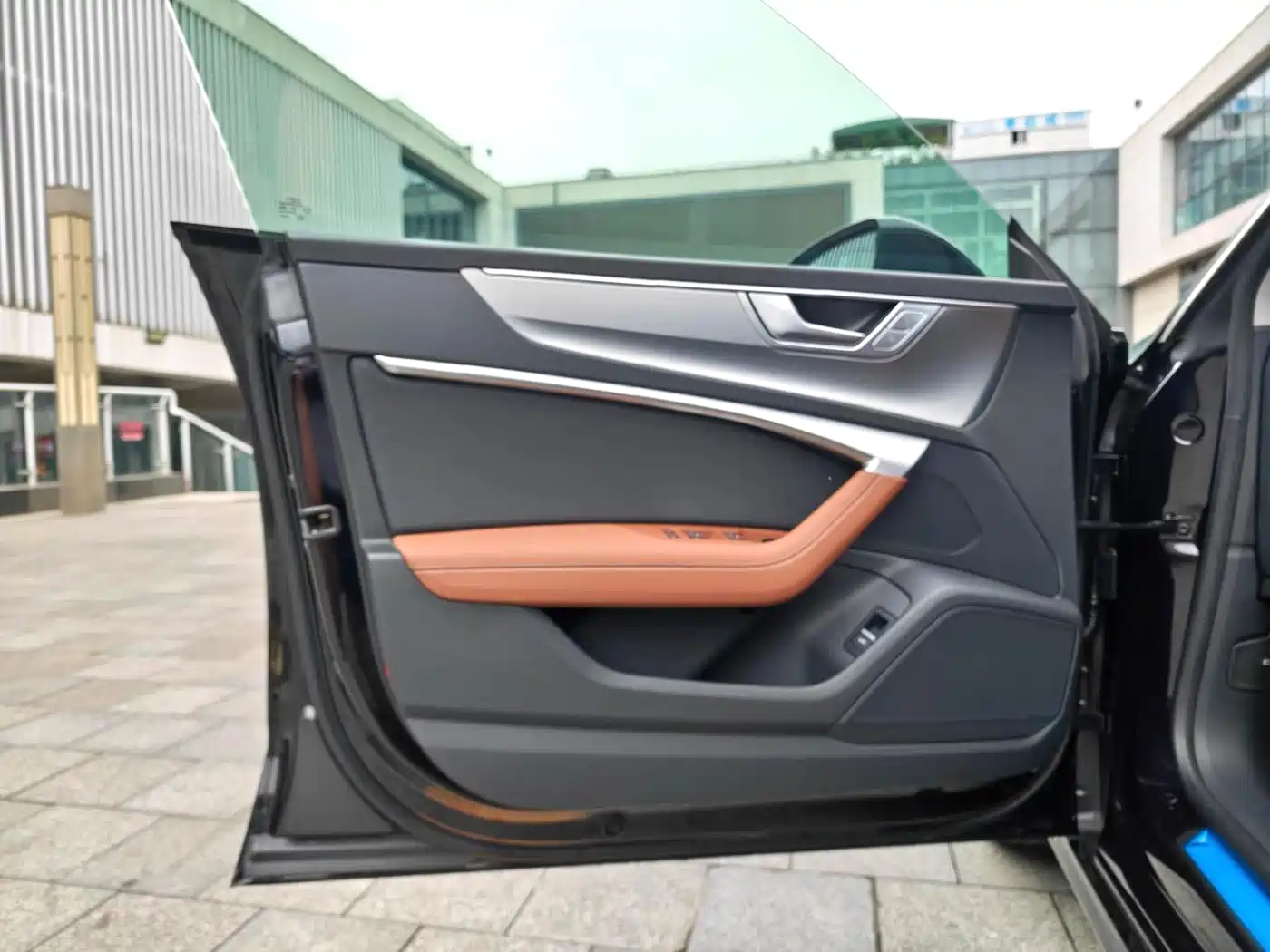 Audi A7L 2025 Model Year 45 TFSI Luxury фото 13